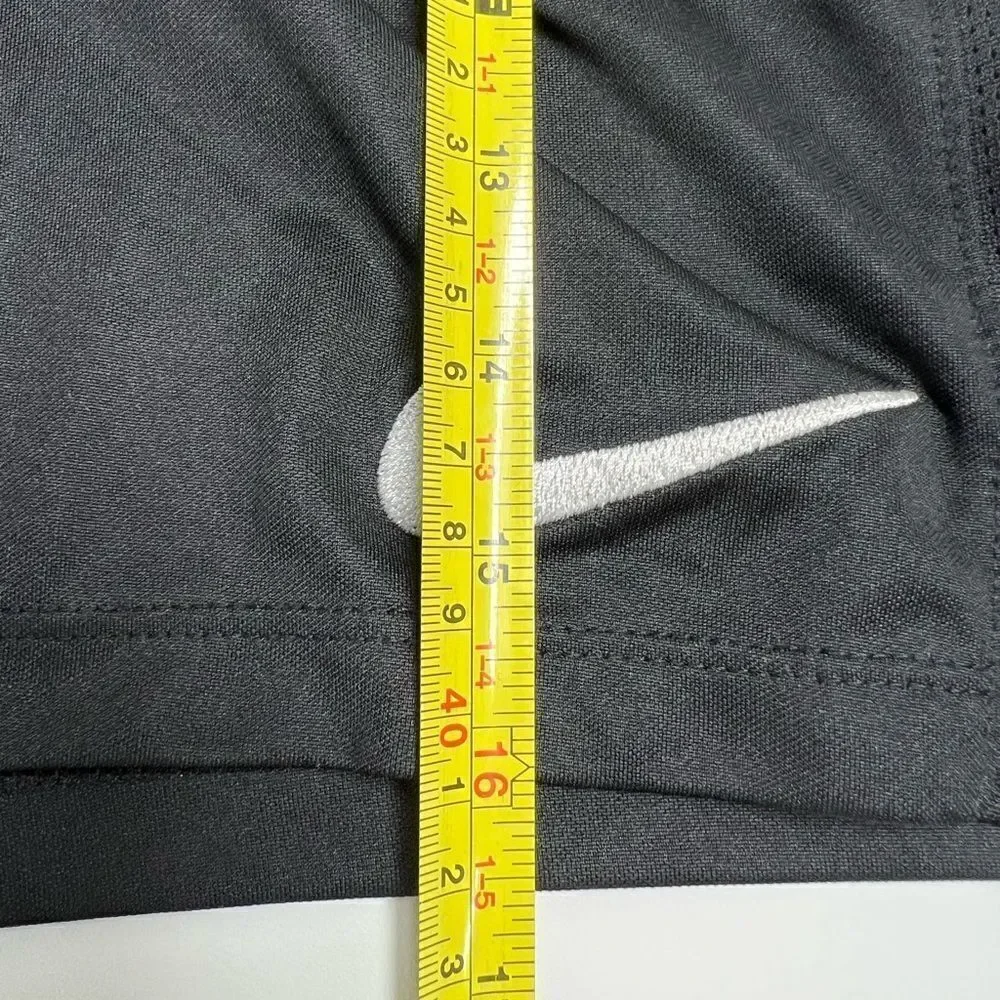 Nike Boys' Mesh Shorts Size L Black